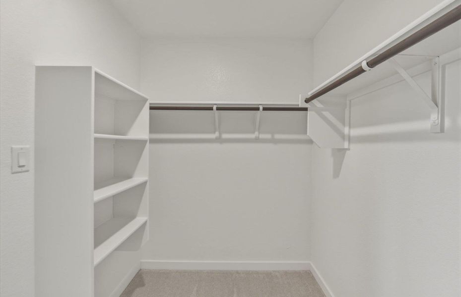 Spacious, unfurnished interior of a new home in Santa Rita Ranch, Liberty Hill (Image 17).