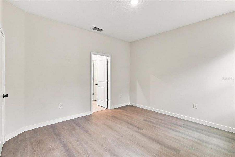 Spacious, unfurnished interior of a new home in , Mount Plymouth (Image 28). Spacious, unfurnished interior of a new home in , Mount Plymouth (Image 28).