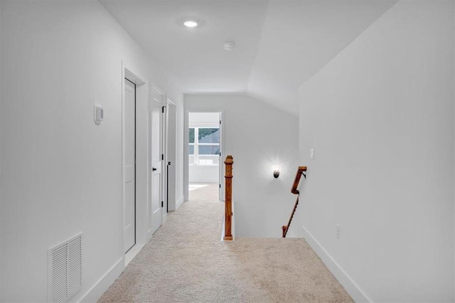 Spacious, unfurnished interior of a new home in Tuscany Hills, Douglasville (Image 38).
