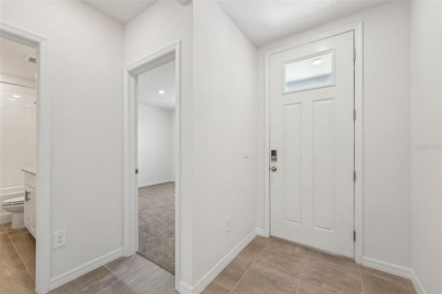 Spacious, unfurnished interior of a new home in , Brooksville (Image 13).