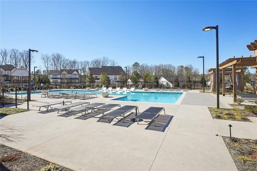 Community amenities in Sterling Pointe, Cumming (Image 85).