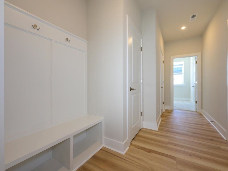 Spacious, unfurnished interior of a new home in Seven Oaks, Belmont (Image 17).