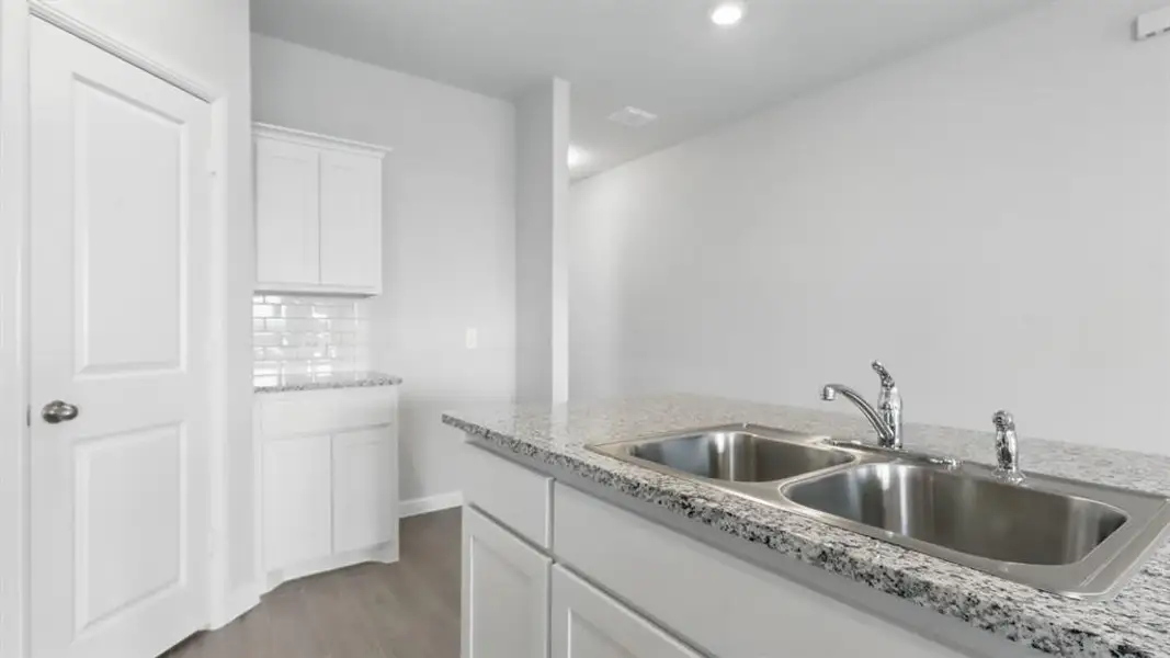 Image 35 of a home in Vista Point.