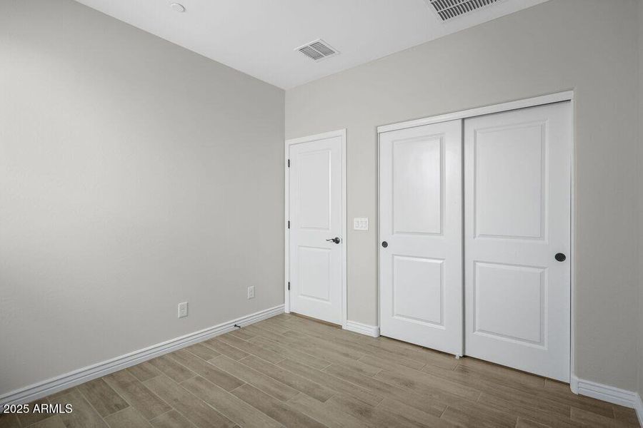 hj-az-phoenix-mystic-discovery-lily-lot-