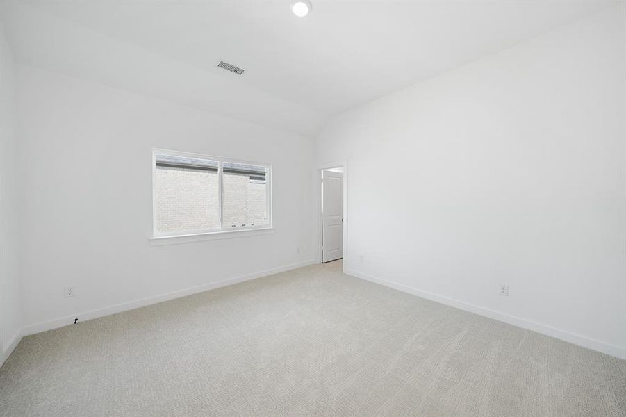 Spacious, unfurnished interior of a new home in Inspiration - Paradise Village, Lucas (Image 30).