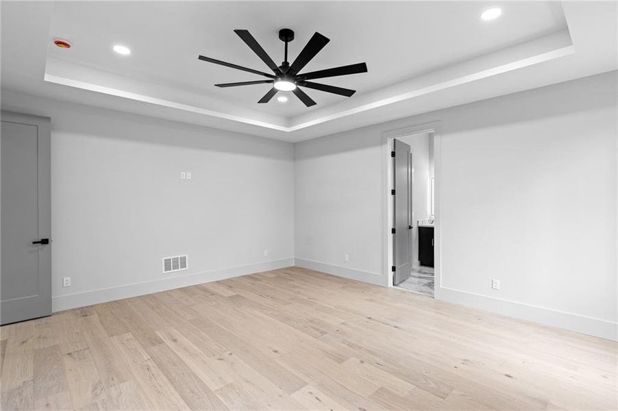 Spacious, unfurnished interior of a new home in , Lawrenceville (Image 46).