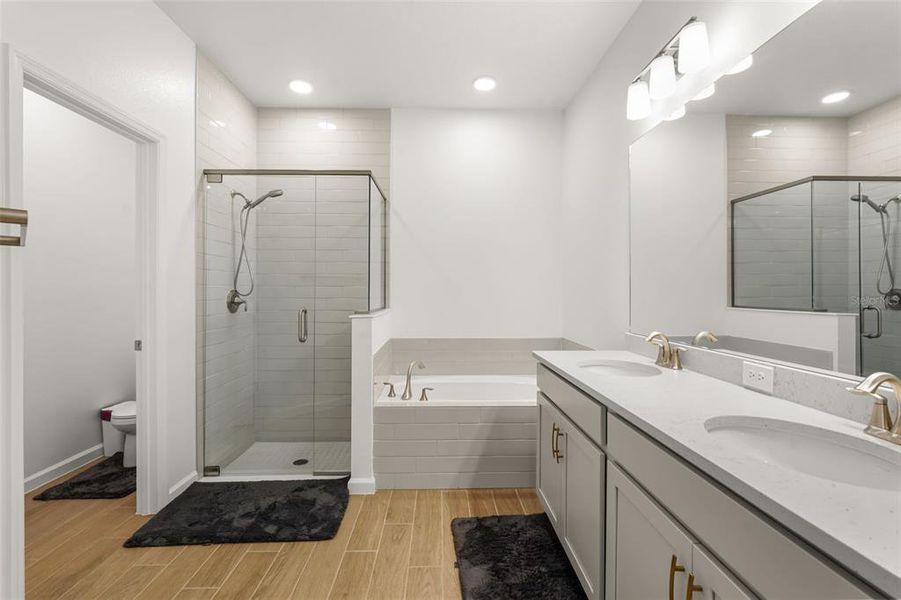Furnished interior view inside a new home in Estates at Rivercrest, Sanford (Image 52).