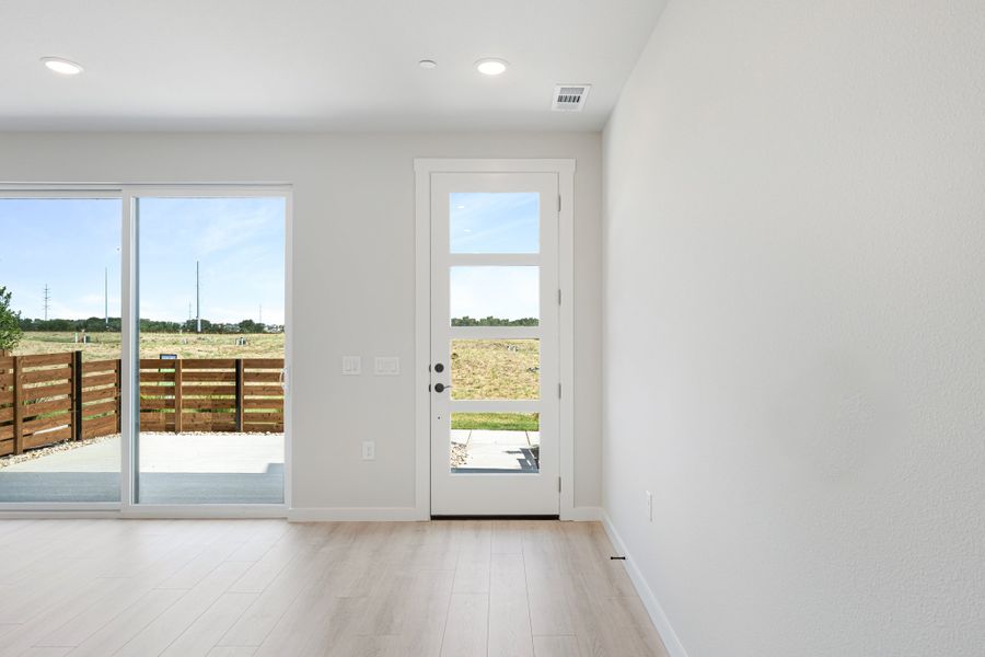 Spacious, unfurnished interior of a new home in Wildridge, Oak Point (Image 22). Spacious, unfurnished interior of a new home in Wildridge, Oak Point (Image 22).