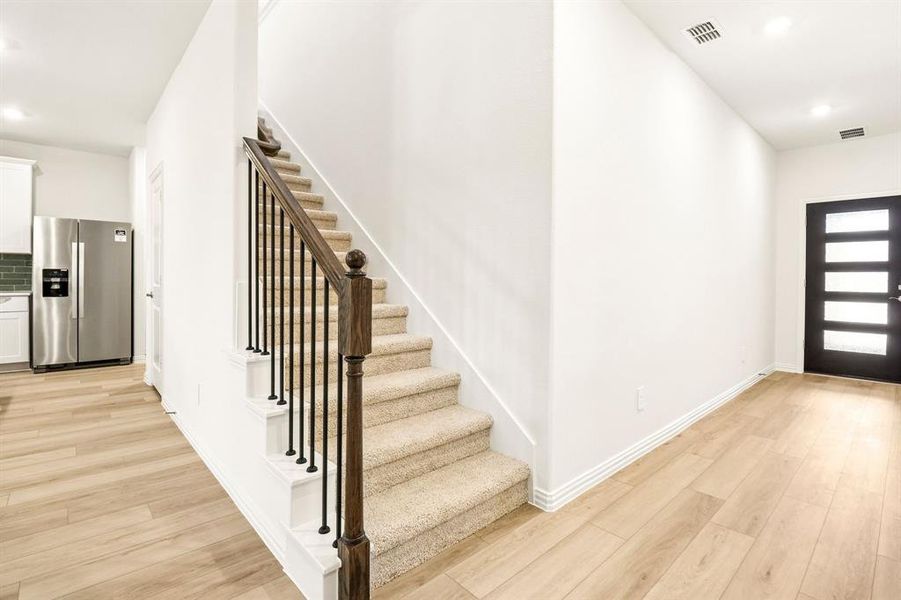 Spacious, unfurnished interior of a new home in Stella Hills, Denton (Image 17).