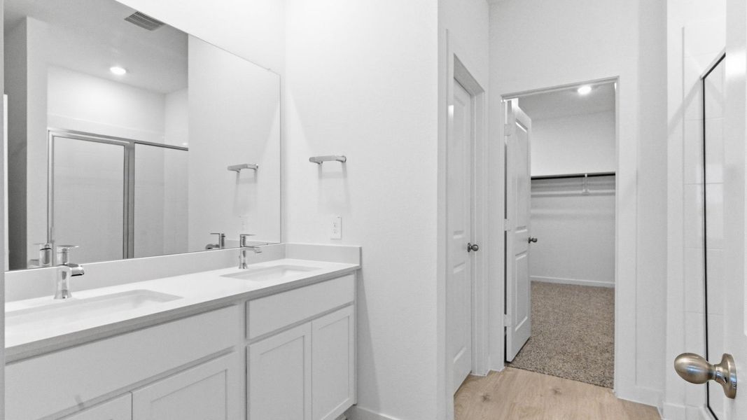 Representative furnished interior of a home built from the Walker by D.R. Horton in Tamarron, Brookshire (Image 11).