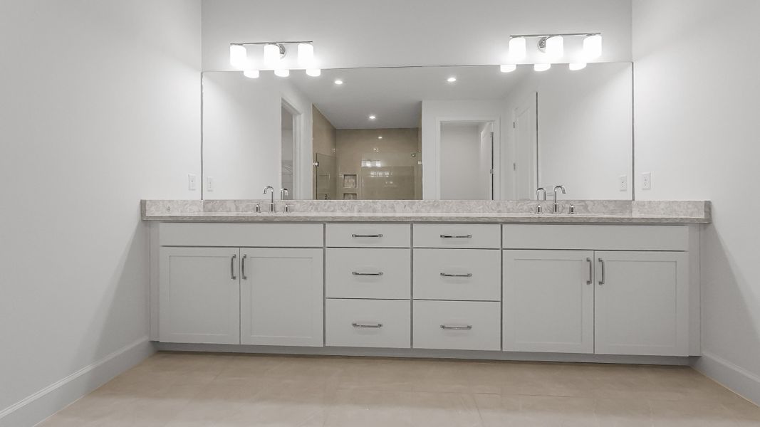 Owner's Bath Owner's Bath
