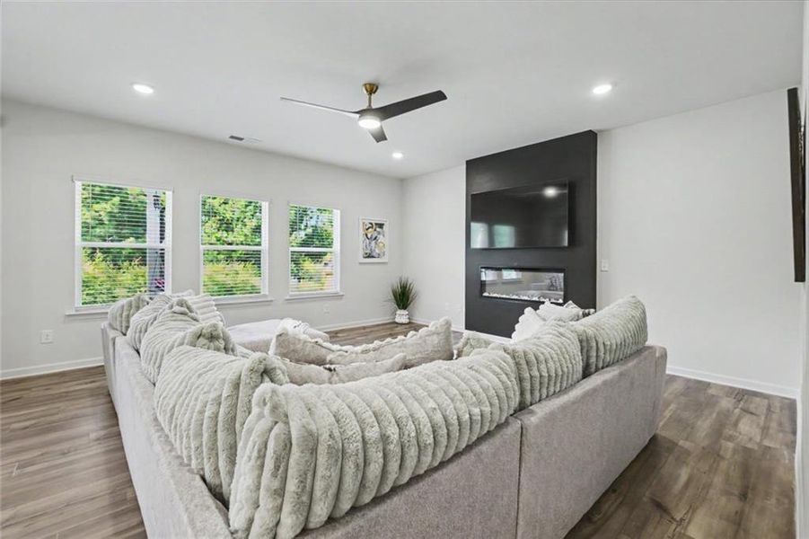 Furnished interior view inside a new home in Arrington, Adairsville (Image 5).
