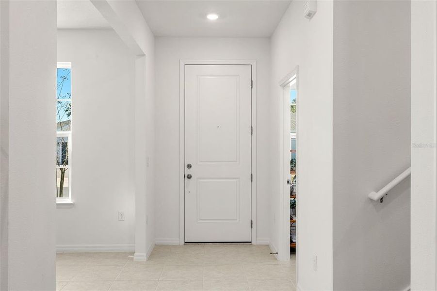 Spacious, unfurnished interior of a new home in , Apopka (Image 19).
