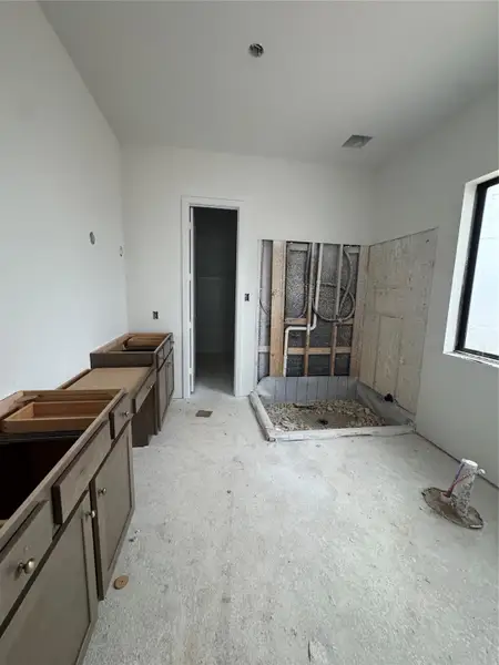 In-progress construction of a new home in Katy Court 60', Katy, TX (Image 11).