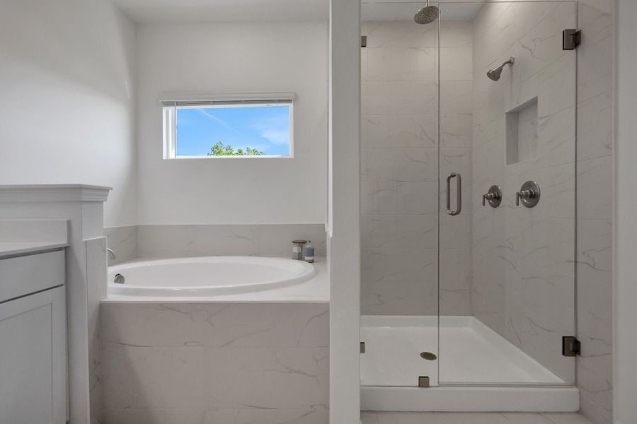 2,500sf New Home in Orange Park, FL.  - Slide 27