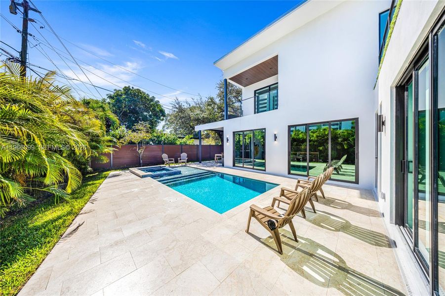 Exterior details and patio area of a home in , Miami (Image 29).