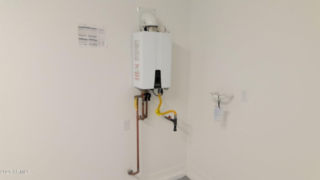 Tankless Gas water heater