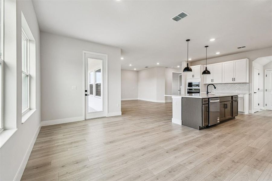 Image 43 of a home in Waterset Tradition Series.