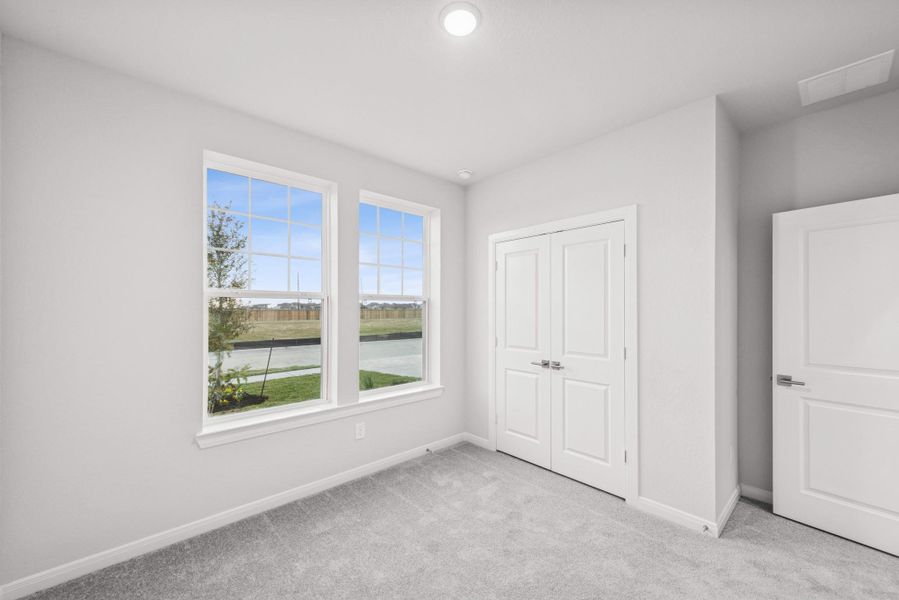 Spacious, unfurnished interior of a new home in The Grand Prairie 50’, Hockley (Image 14).
