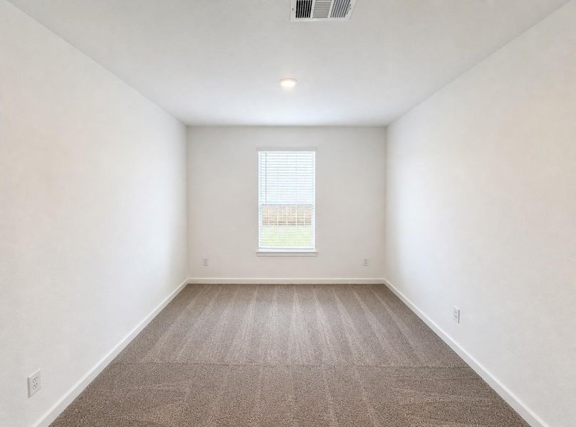Spacious, unfurnished interior of a new home in River Ranch, Dayton (Image 16).
