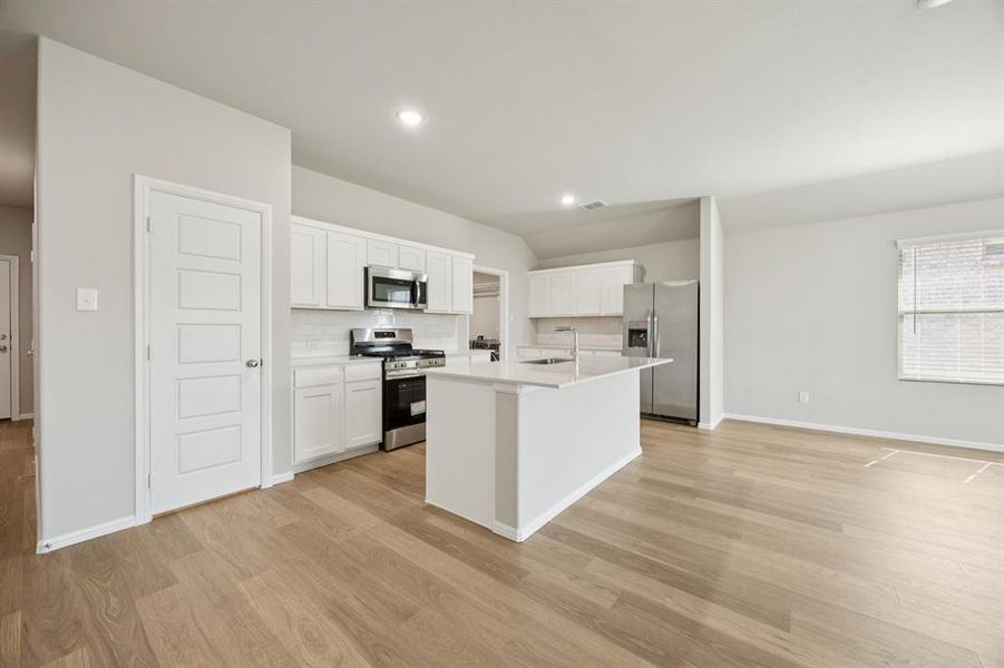 Image 34 of a home in Elevon.