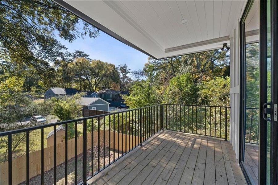 Exterior details and patio area of a home in , Decatur (Image 33).