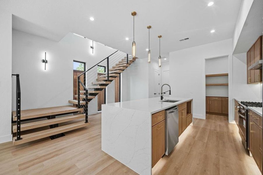 Furnished interior view inside a new home in , Dallas (Image 7).
