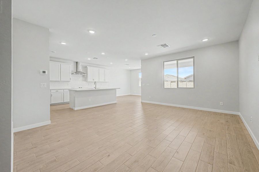 Spacious, unfurnished interior of a new home in Wildera, San Tan Valley (Image 8). Spacious, unfurnished interior of a new home in Wildera, San Tan Valley (Image 8).