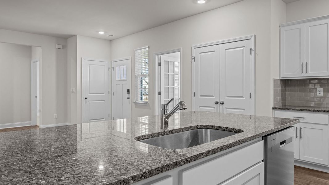 Furnished interior view inside a new home in Tyler - Home on the Lake, New Bern (Image 7).