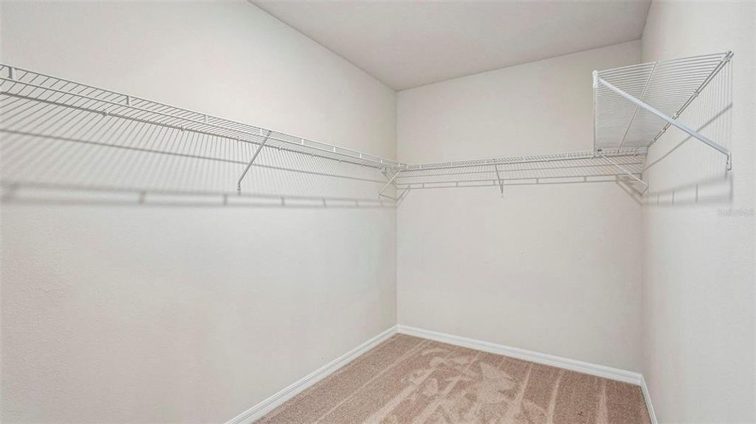 Spacious, unfurnished interior of a new home in Legacy Preserve, Parrish (Image 22). Spacious, unfurnished interior of a new home in Legacy Preserve, Parrish (Image 22).