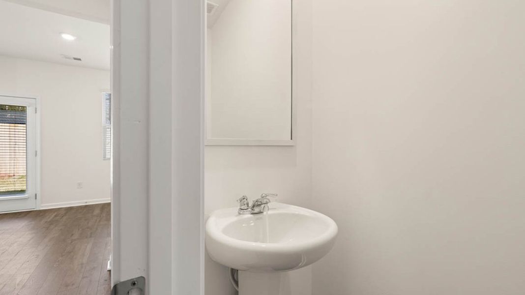 Representative interior finishes for a home built from the Hillcrest by D.R. Horton in Shoal Creek, Hampton (Image 7). Representative interior finishes for a home built from the Hillcrest by D.R. Horton in Shoal Creek, Hampton (Image 7).