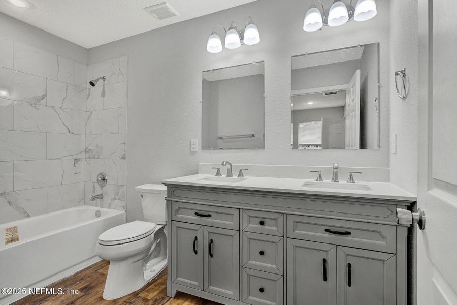 Furnished interior view inside a new home in , Jacksonville (Image 3).