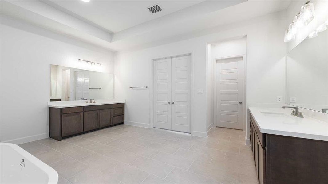 Furnished interior view inside a new home in North Sky 65', Celina (Image 7). Furnished interior view inside a new home in North Sky 65', Celina (Image 7).