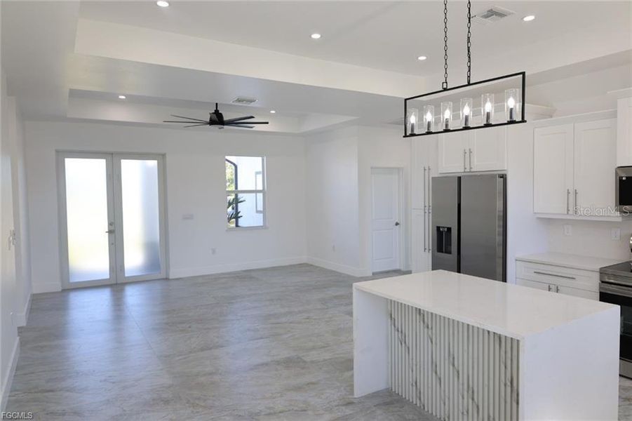 Spacious, unfurnished interior of a new home in , Lehigh Acres (Image 13).