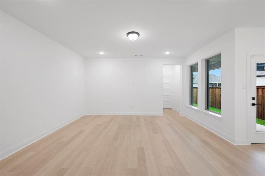 Spacious, unfurnished interior of a new home in Talia – Cottage Series, Mesquite (Image 19).