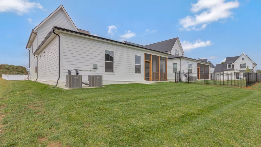 Exterior details and patio area of a home in Shelton Square, Murfreesboro (Image 3).