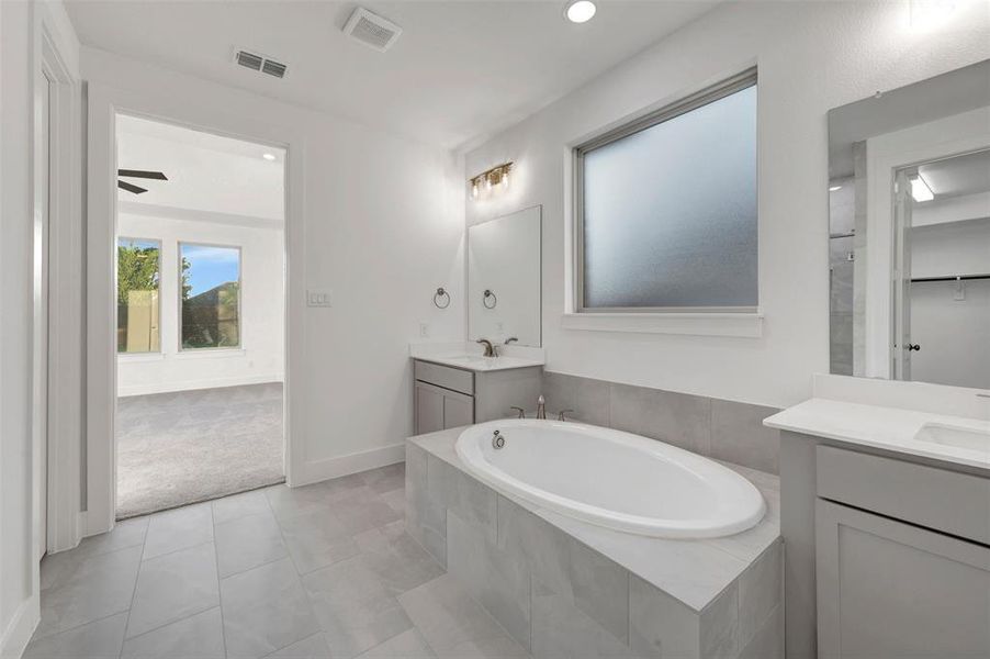 Furnished interior view inside a new home in Lilyana, Celina (Image 13).