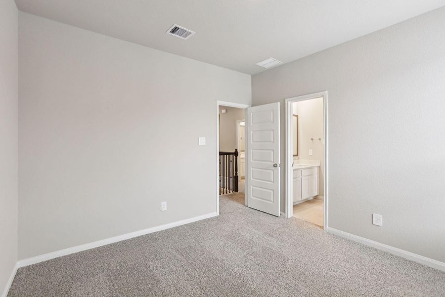 Spacious, unfurnished interior of a new home in Kemah Crossing - Luxe Series, Kemah (Image 29). Spacious, unfurnished interior of a new home in Kemah Crossing - Luxe Series, Kemah (Image 29).