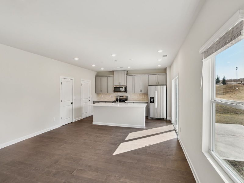 Spacious, unfurnished interior of a new home in Seattle Crossing, Shelby (Image 13).