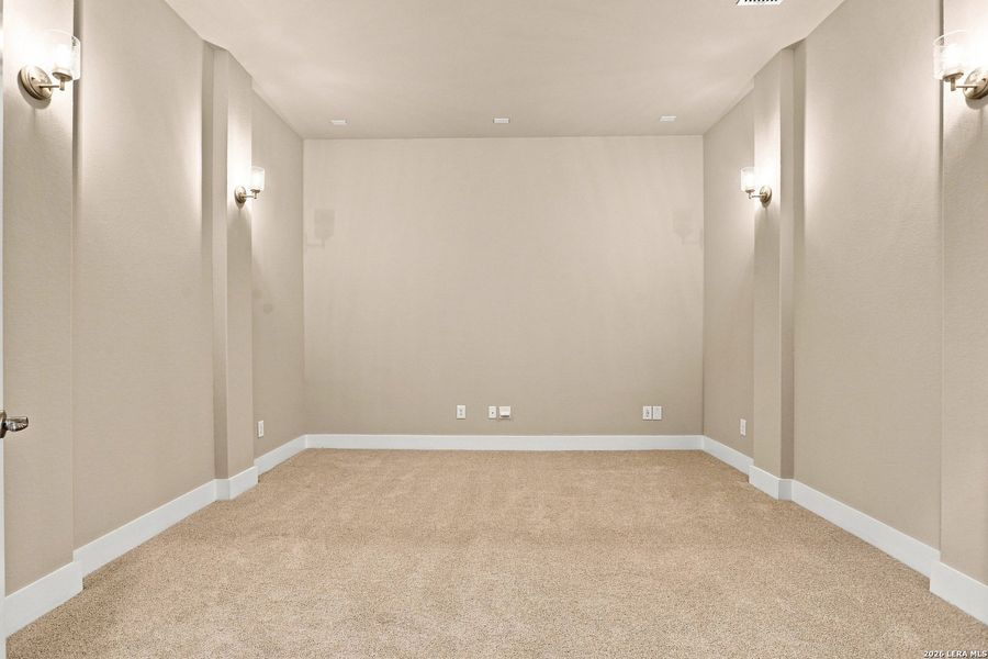 Spacious, unfurnished interior of a new home in Legacy at Lake Dunlap, New Braunfels (Image 34). Spacious, unfurnished interior of a new home in Legacy at Lake Dunlap, New Braunfels (Image 34).