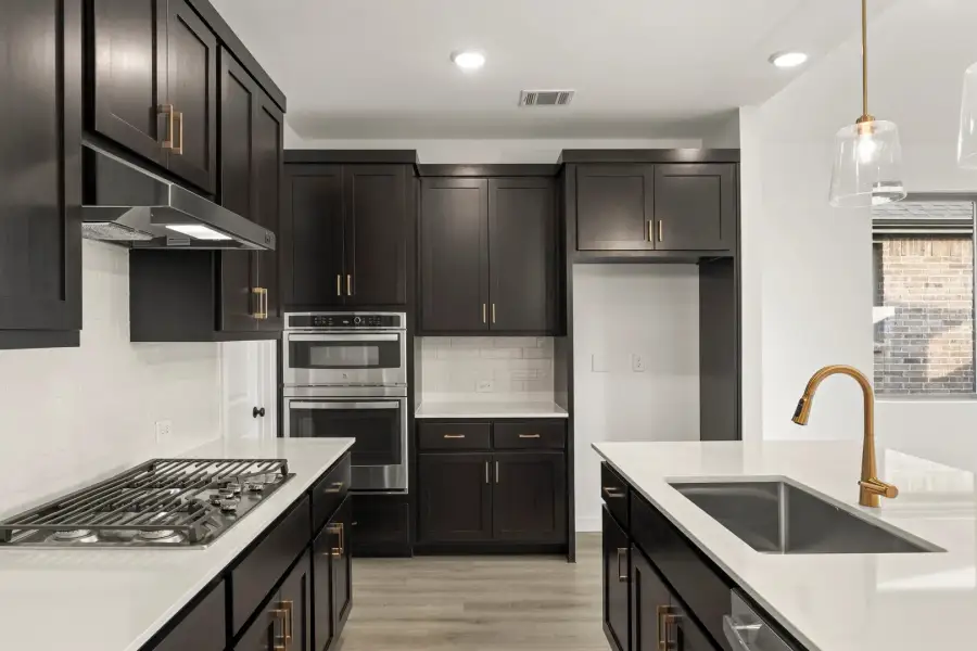 Kitchen Representative Photo featuring the Oxford Collection