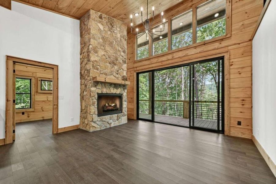 Spacious, unfurnished interior of a new home in , Blue Ridge (Image 21).