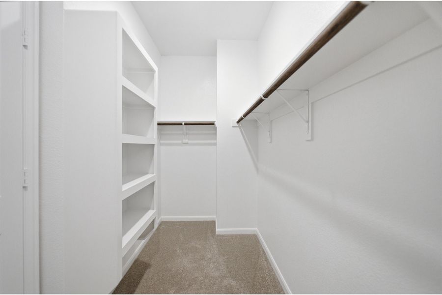Spacious, unfurnished interior of a new home in Saddlebrook Estates, Waxahachie (Image 57). Spacious, unfurnished interior of a new home in Saddlebrook Estates, Waxahachie (Image 57).