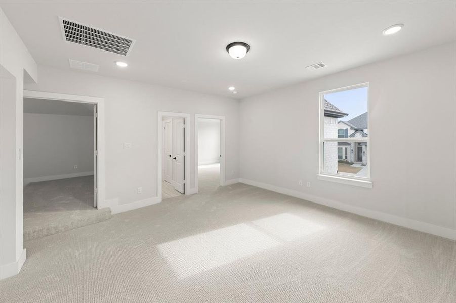 Spacious, unfurnished interior of a new home in Sutton Fields, Celina (Image 28).