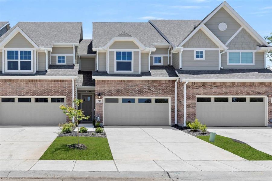 01. 725 Prosper - Front 01. 725 Prosper - Front