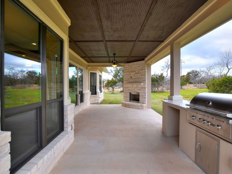 Representative exterior details of a home built from the Madera II by Giddens Homes in Scofield Farms Estates, Georgetown (Image 76).
