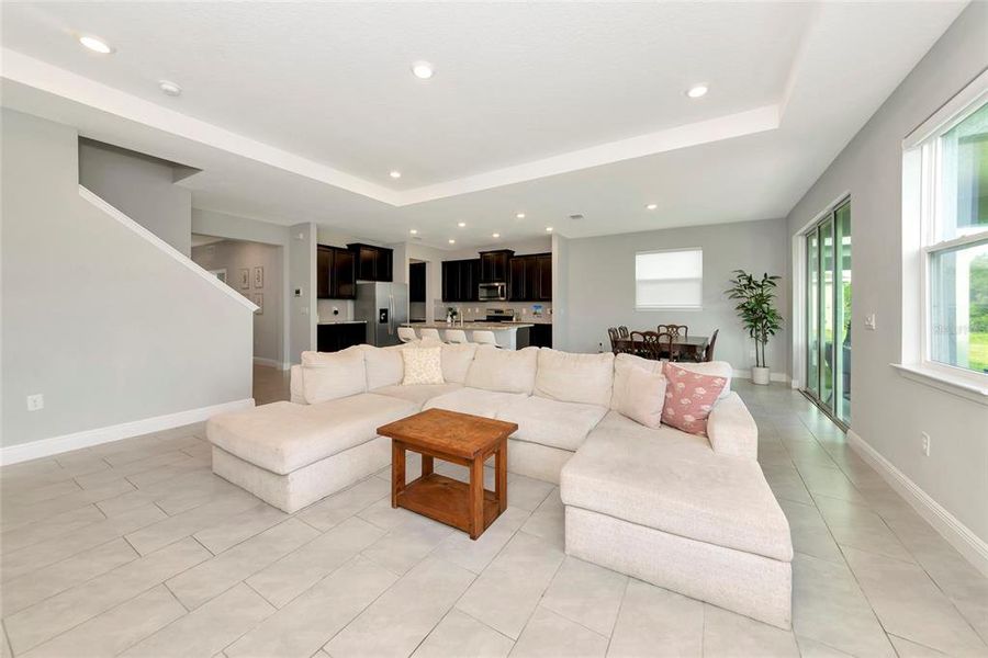 Furnished interior view inside a new home in , Apollo Beach (Image 60).