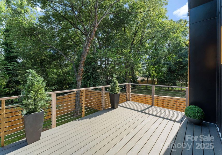 Exterior details and patio area of a home in , Charlotte (Image 3).
