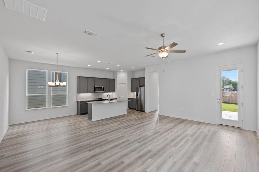 Spacious, unfurnished interior of a new home in Fleetwood, Dripping Springs (Image 15). Spacious, unfurnished interior of a new home in Fleetwood, Dripping Springs (Image 15).