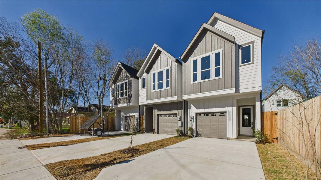 Front exterior of a new home in , Houston, TX, highlighting curb appeal (Image 23).